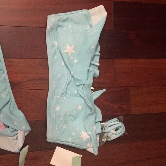 WILDFOX Stars BIKINI SET Ruffled Bottom/Top Size S - Picture 4 of 8